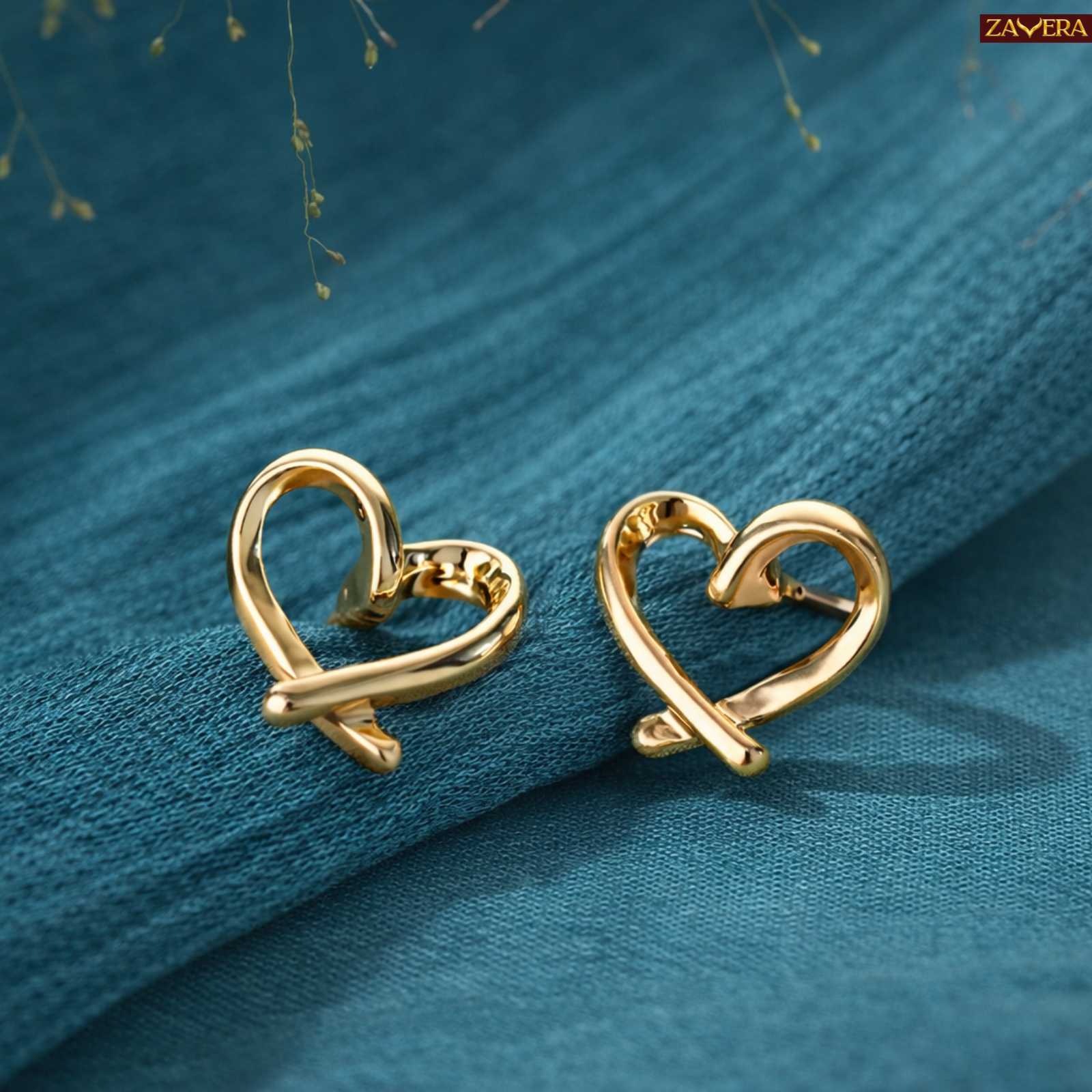 Elegant Love Heart Gold Plated Stud Earrings For Women