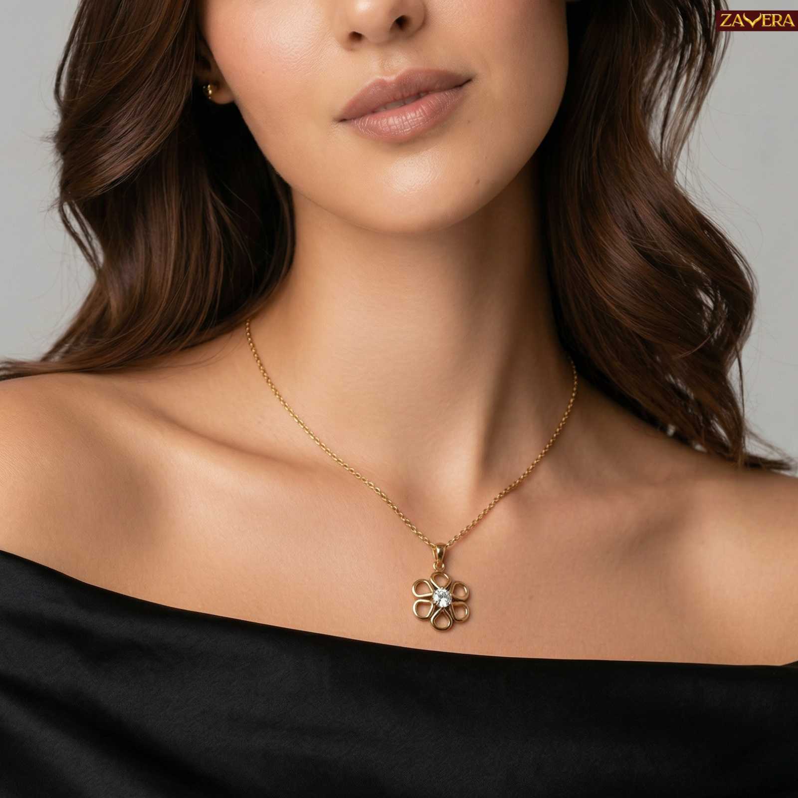 Zavera Floral Design Crystal Pendant Gold Plated