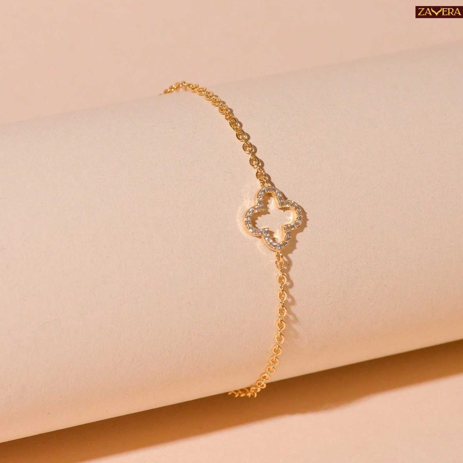 Minimal Clover Charm Gold Plated Bracelet For Women
